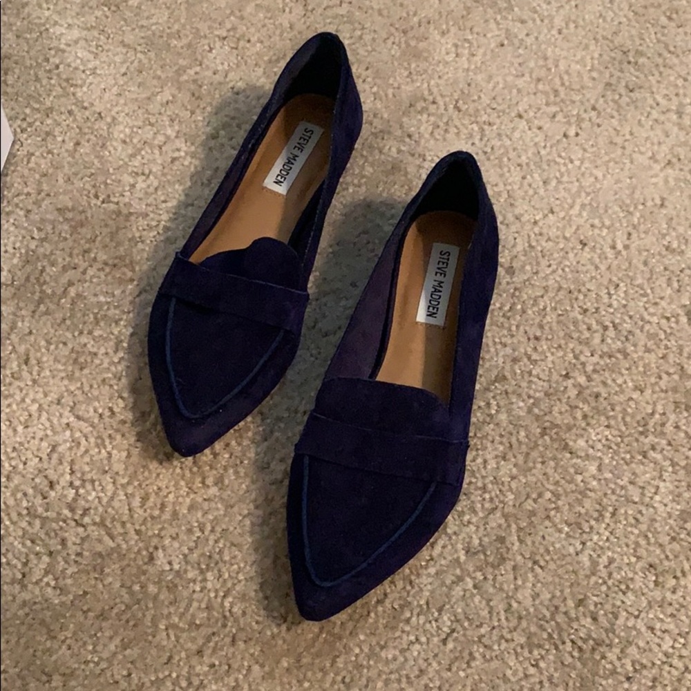 Steve Madden Carver Navy Suede Flats